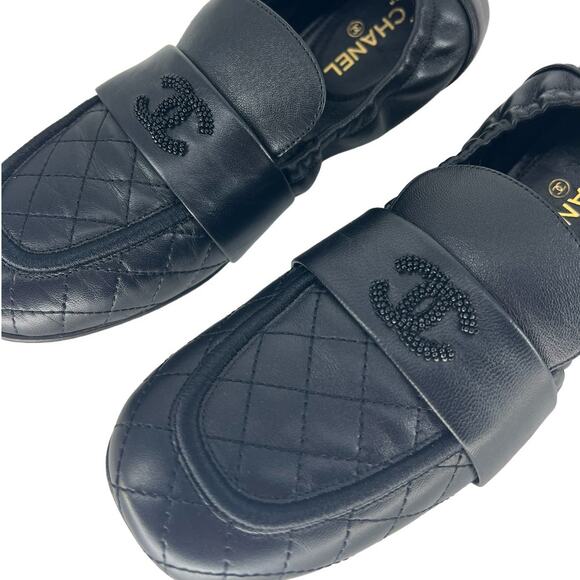 Chanel 2019 Lambskin Quilted Elastic CC Moccasin Loafers - Picture 9 of 16